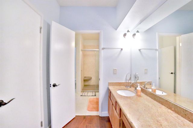 532 Wilcrest Drive 532, Houston, TX 77042