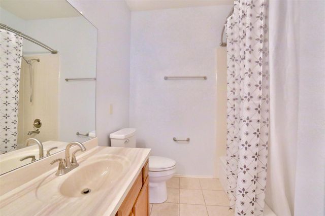 532 Wilcrest Drive 532, Houston, TX 77042