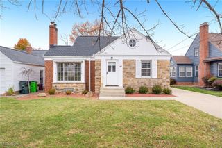 93 Southwick Road, Bedford, OH 44146