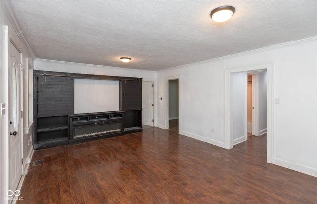 640 S High School Road, Indianapolis, IN 46241