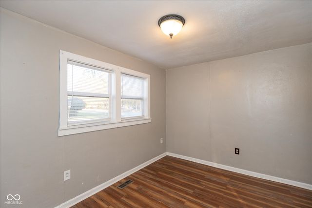 640 S High School Road, Indianapolis, IN 46241