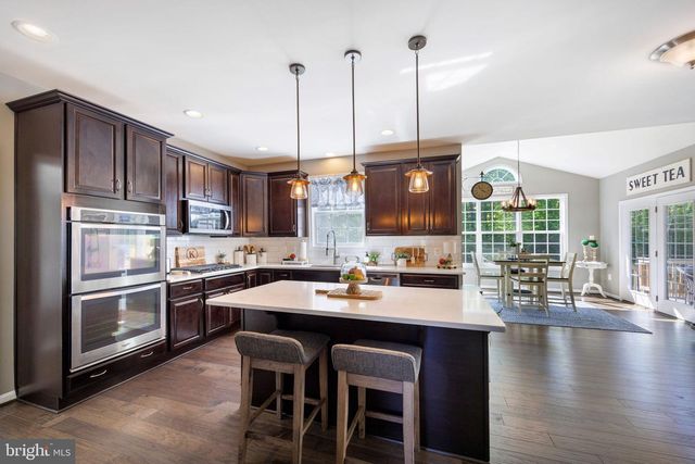 233 LONESOME LN, Stafford, VA 22556