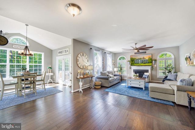 233 LONESOME LN, Stafford, VA 22556