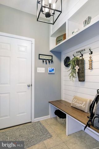 233 LONESOME LN, Stafford, VA 22556