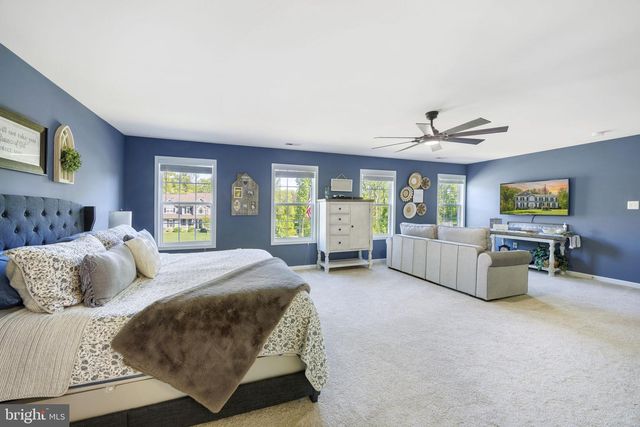 233 LONESOME LN, Stafford, VA 22556
