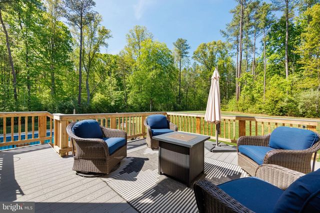 233 LONESOME LN, Stafford, VA 22556