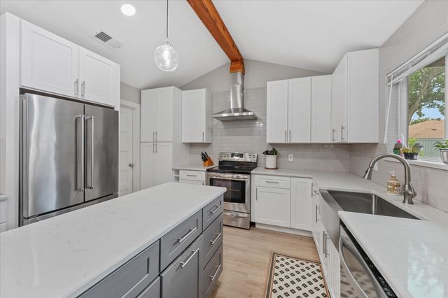 2109 Parkhaven Drive, Plano, TX 75075