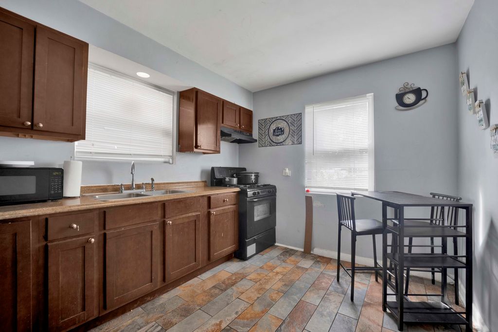 321 W 104th Street, Chicago, IL 60628 — photo 3