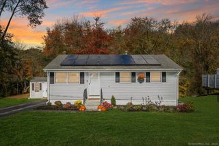 35 Shawondassee Drive, Stonington, CT 06378