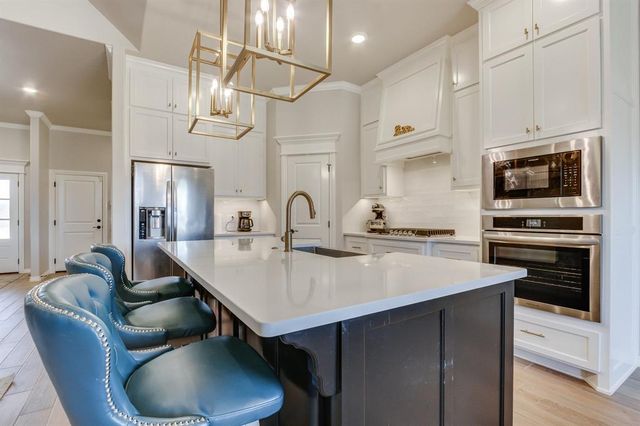 5732 Rose Prairie Boulevard, Edmond, OK 73034