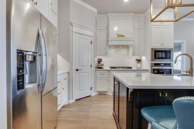 5732 Rose Prairie Boulevard, Edmond, OK 73034