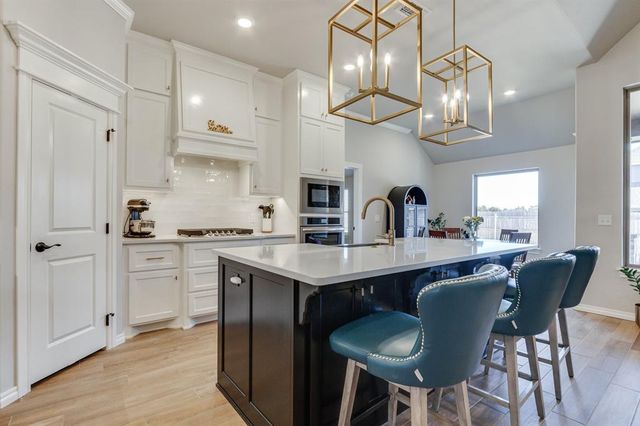 5732 Rose Prairie Boulevard, Edmond, OK 73034