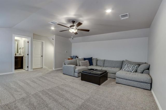 5732 Rose Prairie Boulevard, Edmond, OK 73034