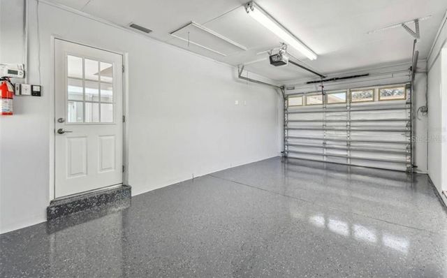 8404 BLACKSTONE COURT, Tampa, FL 33615