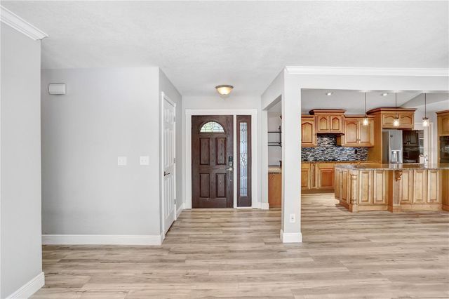 8404 BLACKSTONE COURT, Tampa, FL 33615