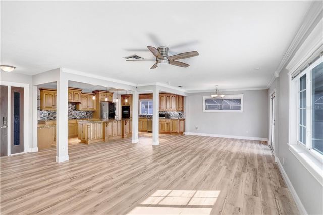 8404 BLACKSTONE COURT, Tampa, FL 33615