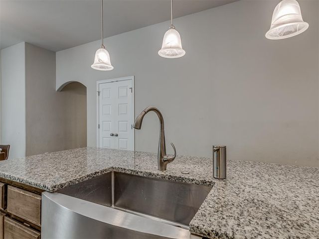 3404 NW 160th Street, Edmond, OK 73013