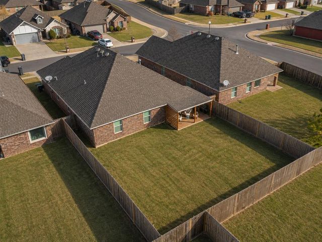 3404 NW 160th Street, Edmond, OK 73013