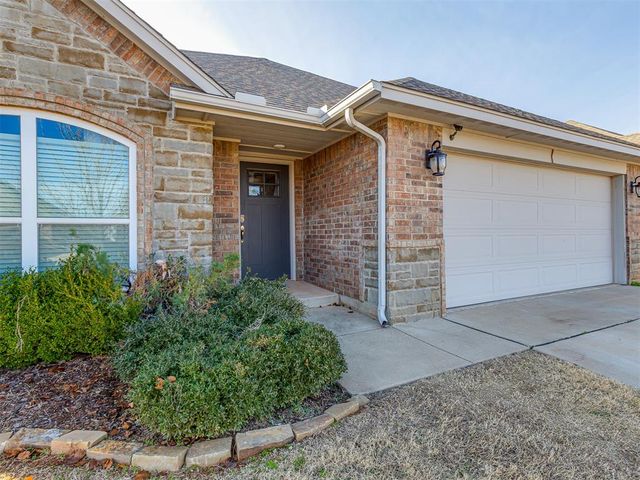3404 NW 160th Street, Edmond, OK 73013