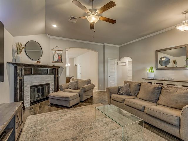 3404 NW 160th Street, Edmond, OK 73013