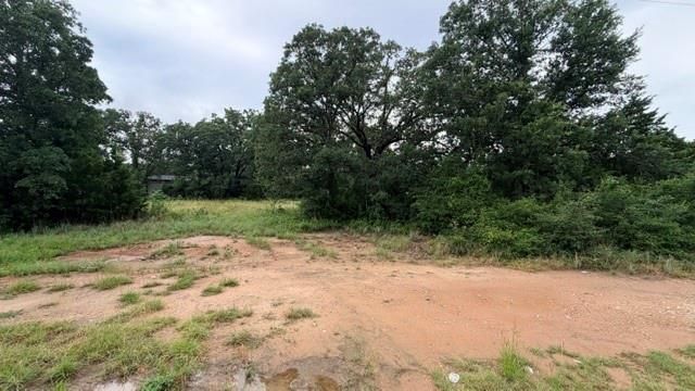 000 Cool Water DR, Bastrop, TX 78602