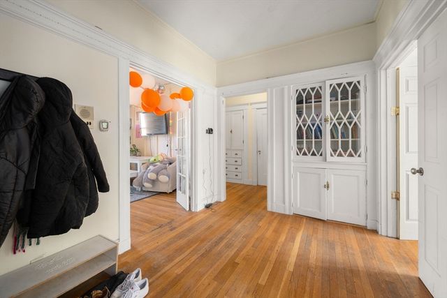 1263 Commonwealth Ave 4, Boston, MA 02134