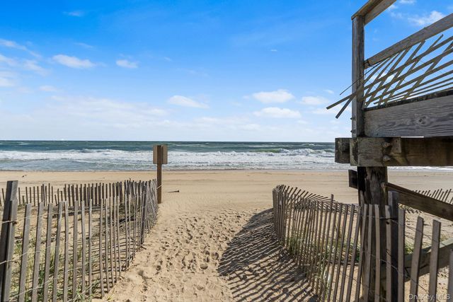 131 S Emerson Avenue 235, Montauk, NY 11954