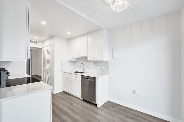 1201 S Ocean Drive 2509s, Hollywood, FL 33019