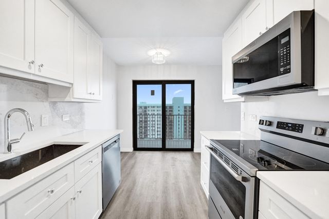 1201 S Ocean Drive 2509s, Hollywood, FL 33019