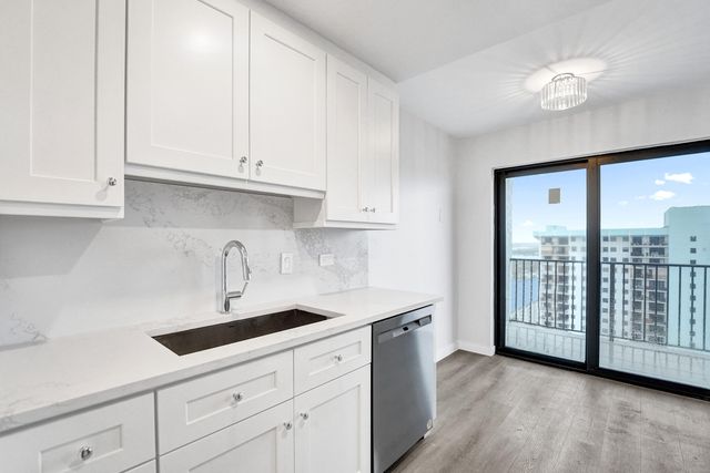 1201 S Ocean Drive 2509s, Hollywood, FL 33019