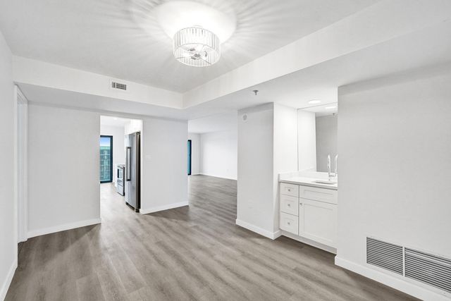 1201 S Ocean Drive 2509s, Hollywood, FL 33019