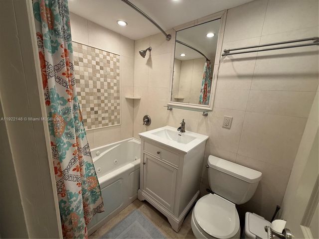 1775 Harbourview Dr 5, Fort Lauderdale, FL 33316