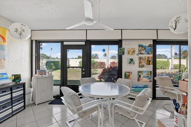 5893 Sunswept Lane B, Boynton Beach, FL 33437