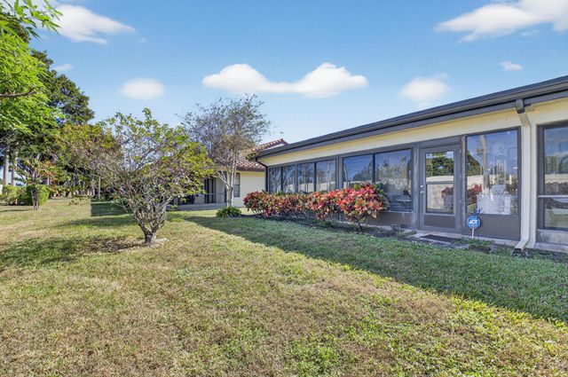 5893 Sunswept Lane B, Boynton Beach, FL 33437