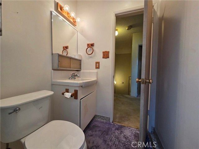 913 Victor 5, Inglewood, CA 90302