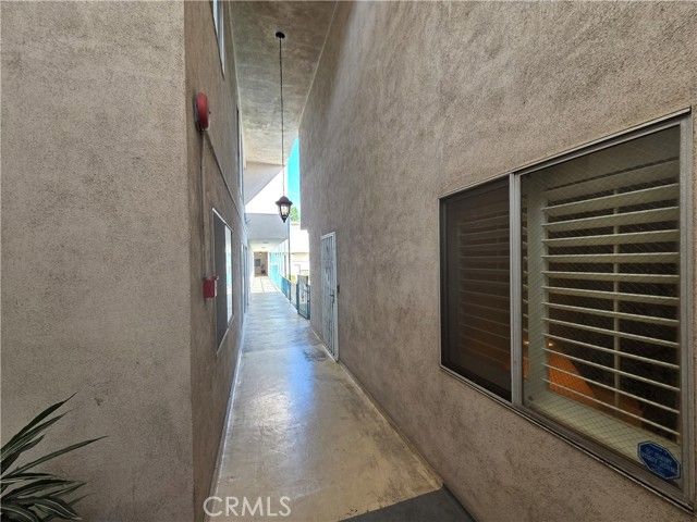 913 Victor 5, Inglewood, CA 90302