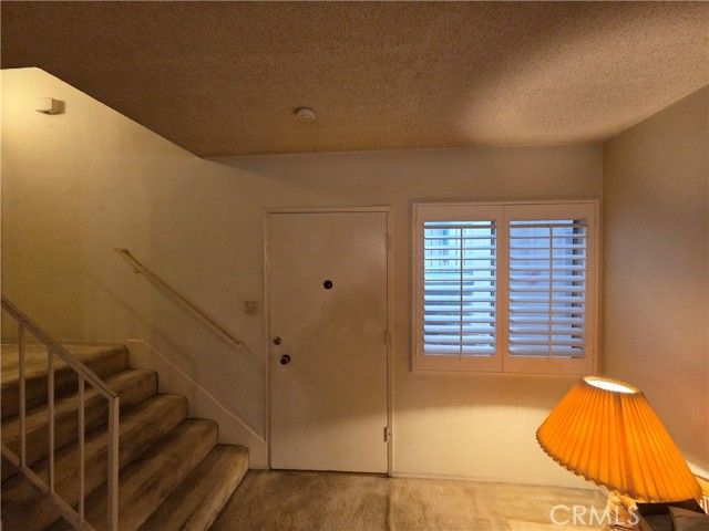 913 Victor 5, Inglewood, CA 90302