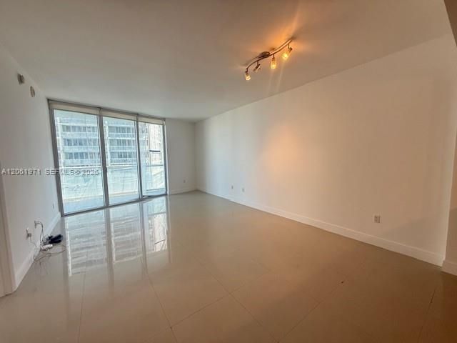 475 Brickell Avenue 2411, Miami, FL 33131