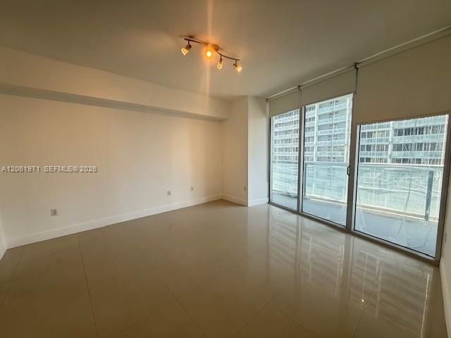 475 Brickell Avenue 2411, Miami, FL 33131