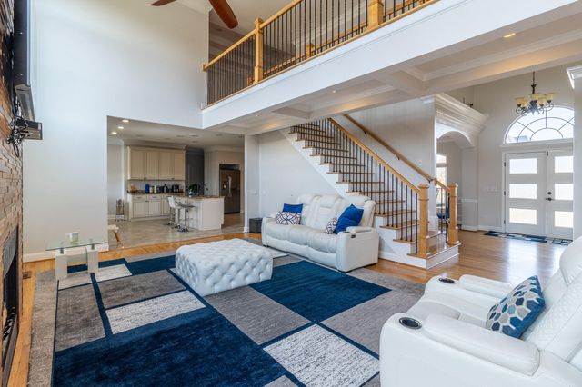 4217 Linen Crest Way, Ooltewah, TN 37363