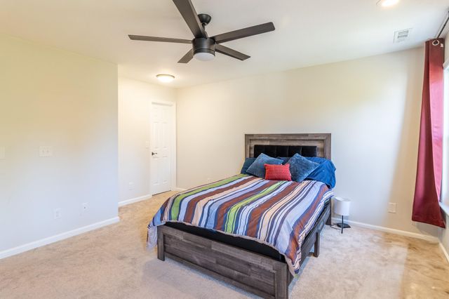 4217 Linen Crest Way, Ooltewah, TN 37363