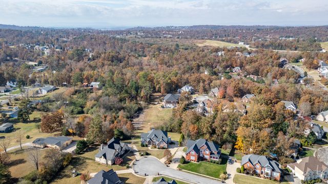 4217 Linen Crest Way, Ooltewah, TN 37363