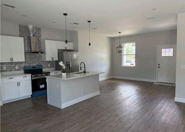 18479 Poston Avenue, Port Charlotte, FL 33948