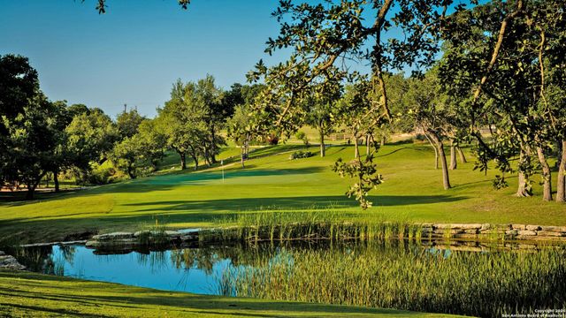 121 N Lon Price, Blanco, TX 78606