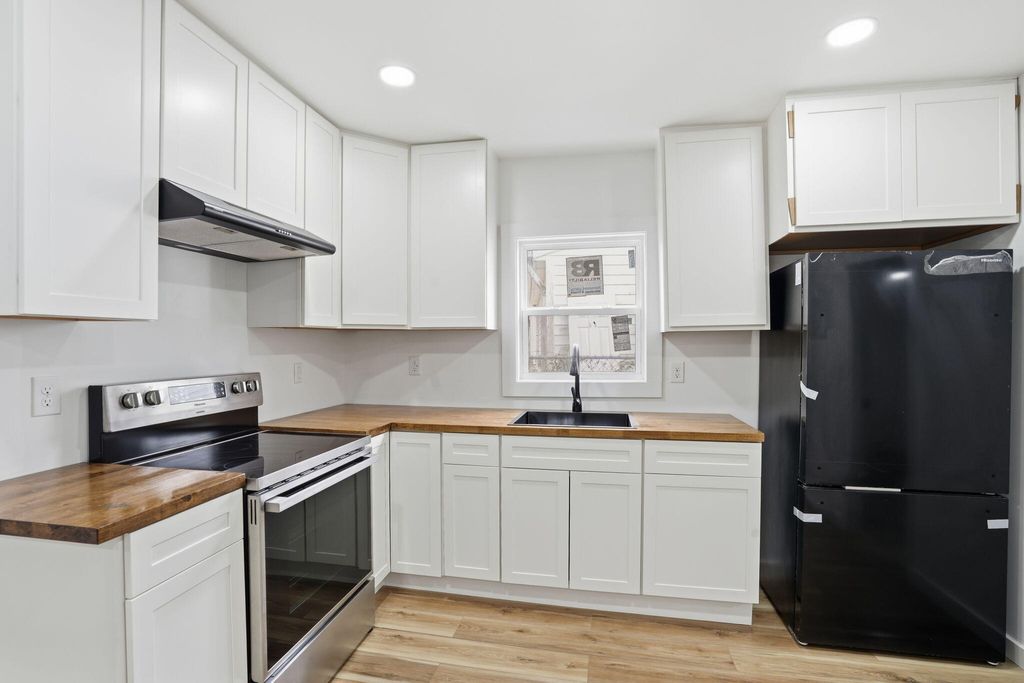 Image 28 of property listing at 104 O'Carroll Street, Moncks Corner, SC 29461