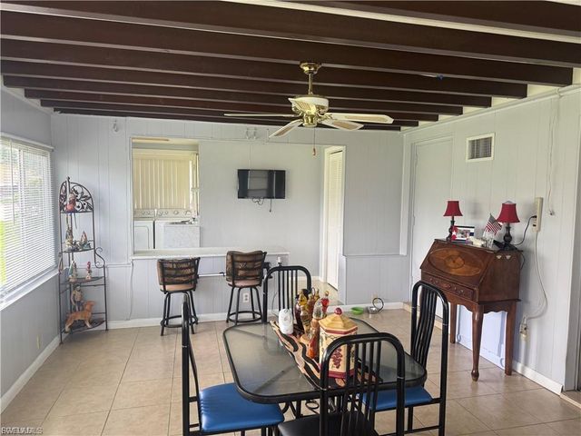 2201 Croton CT, Lehigh Acres, FL 33936