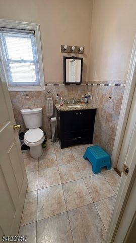 87 Ellis Ave, Irvington Twp., NJ 07111