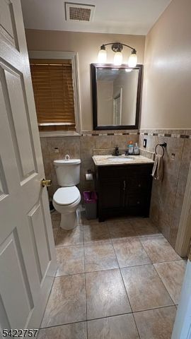 87 Ellis Ave, Irvington Twp., NJ 07111