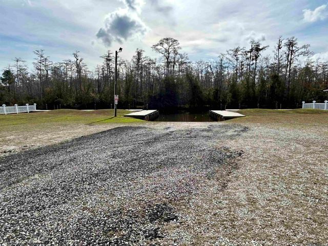 26265 Riverscape Dr, Springfield, LA 70462