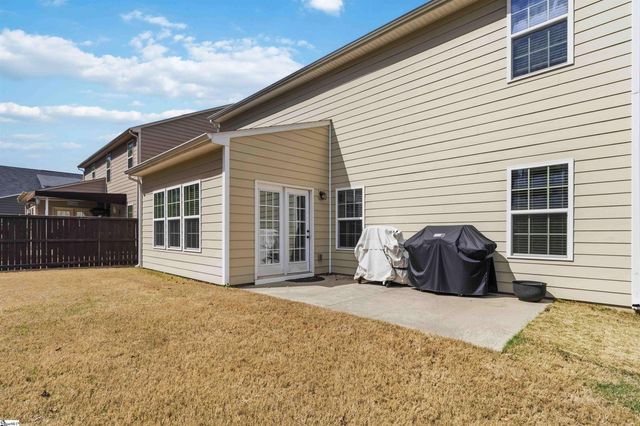 15 Fawn Hill Drive, Simpsonville, SC 29681